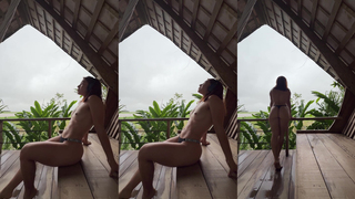 Ariassi Danna Ricaurte desnuda en las amazonas