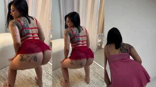 Roberta Rocha dançando funk