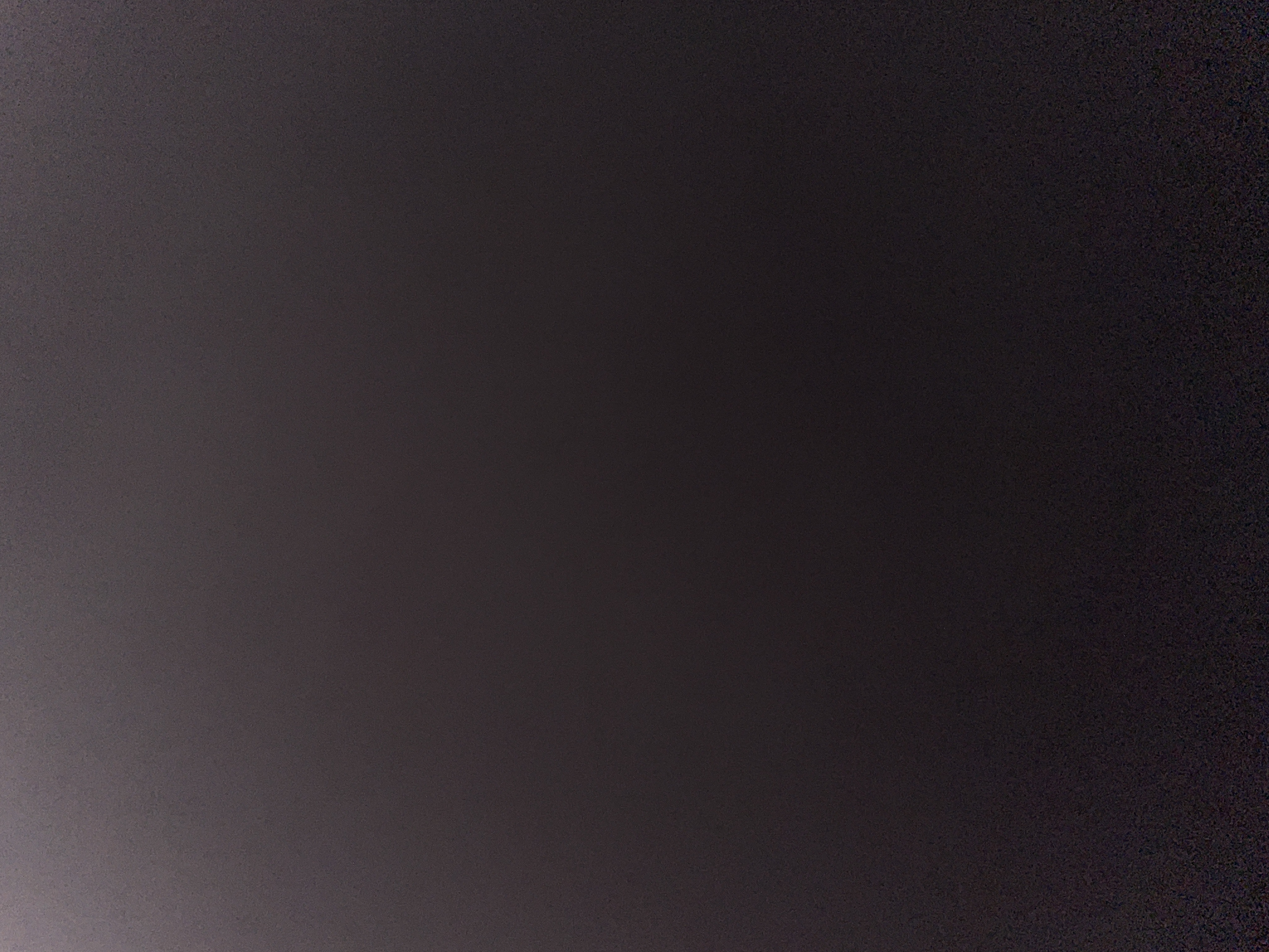 Minha titia puta empinando o rabo bem gostoso enquanto eu gravo ela escondido