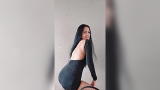 Manuzinha Gatinha gostosa rebolando